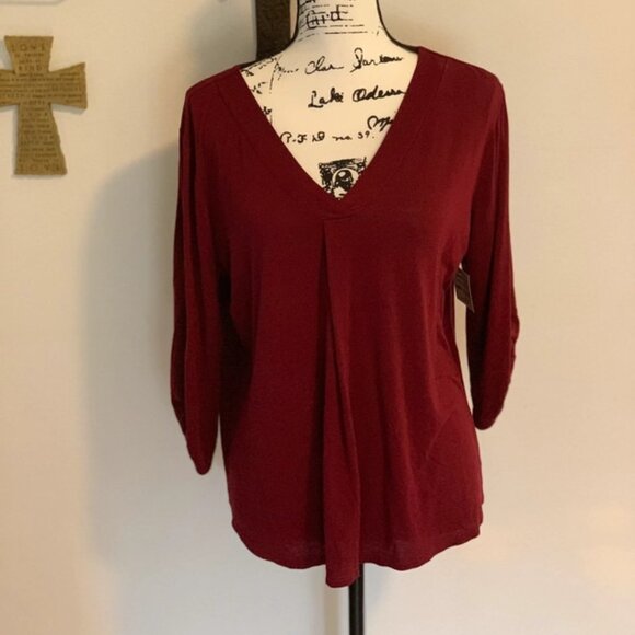 Beacon Women's Sweater - Deep Red - Picture 1 of 5
